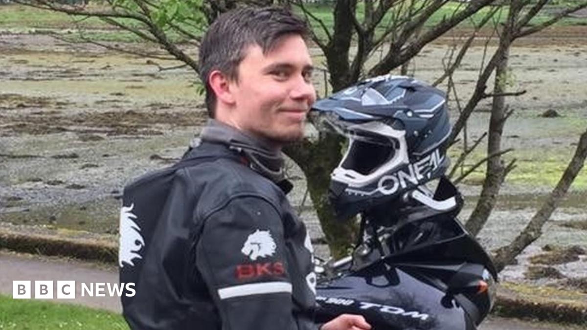 Cocaine driver admits killing motorcyclist in Blantyre - BBC News