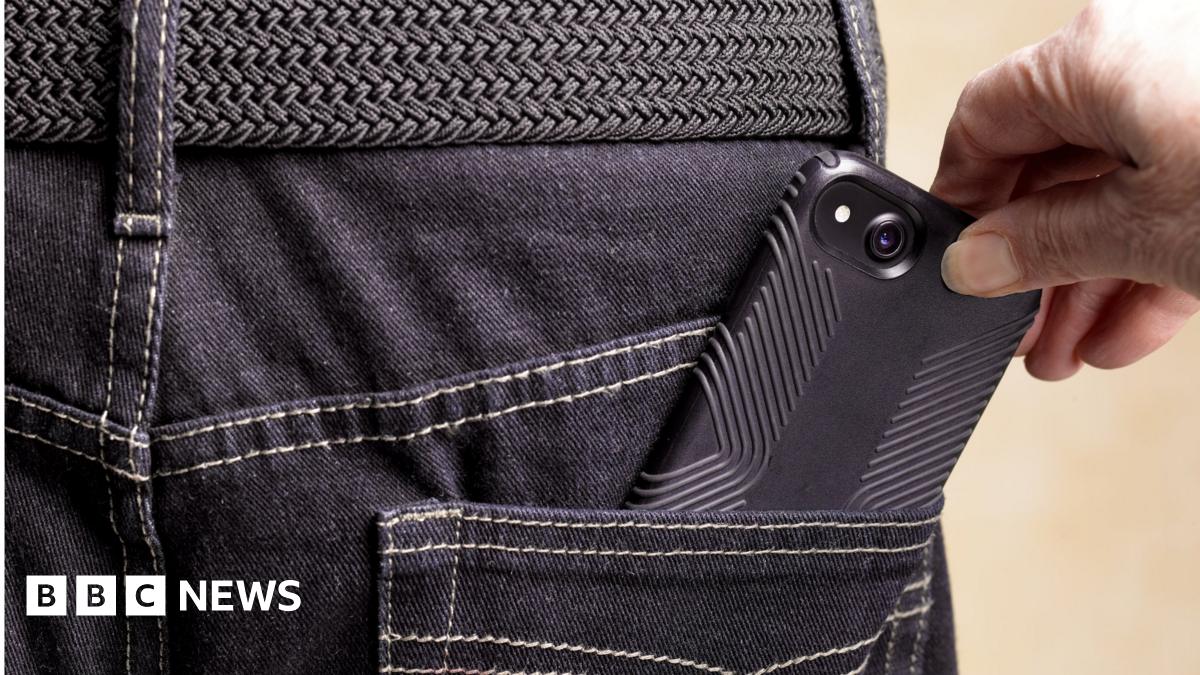 Phone being stolen from a man's back pocket