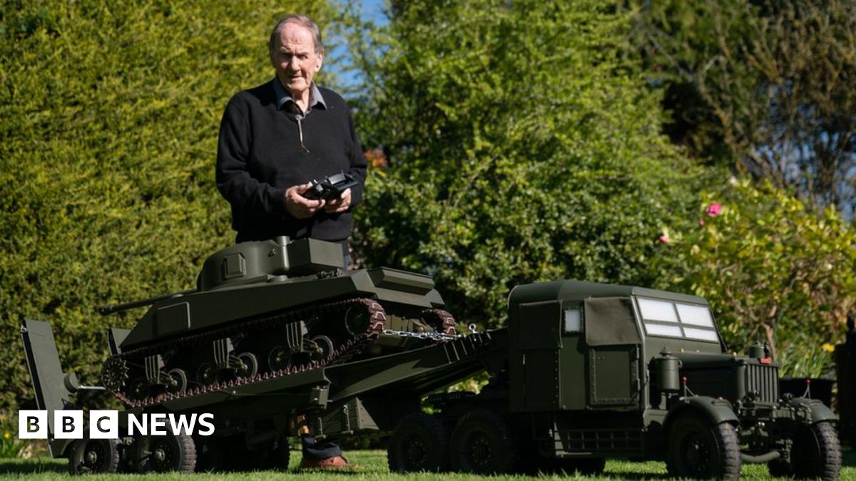 MILITAIRE CEF REPLEX SPZ Marder Lance-missile ROLAND Echelle Solido EUR