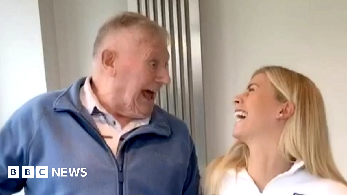 Coronavirus: The grandad who became a TikTok star without realising it - BBC News