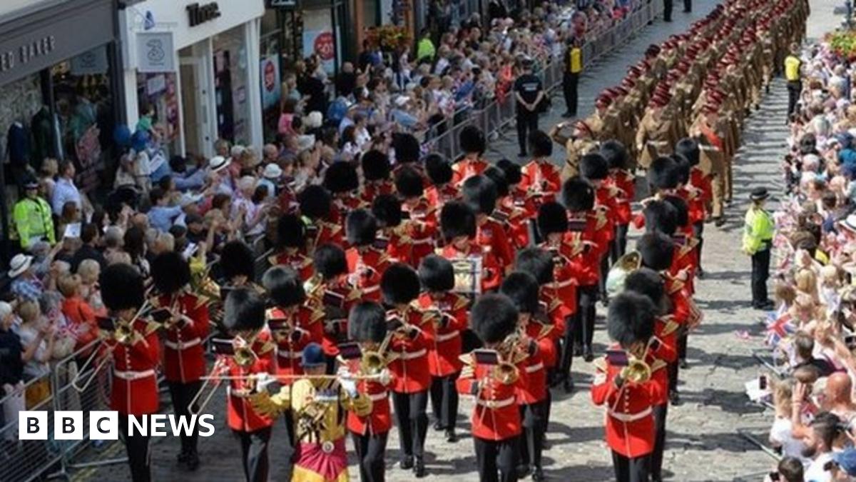 Armed Forces Day: David Cameron pays tribute to service personnel