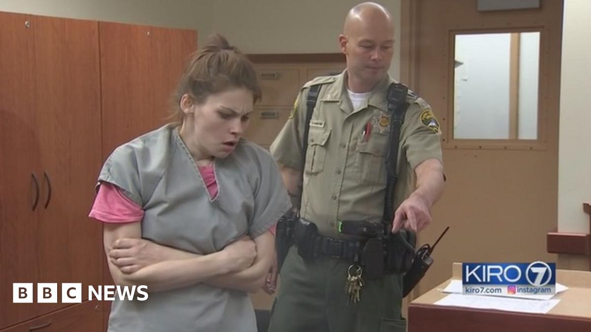Washington mother accused of giving children heroin BBC News(02)