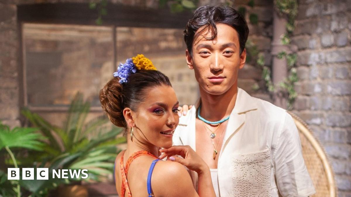 Nastya Zavaratnyuk bilan jinsiy aloqa Taqir fohishalarning fotosuratlari