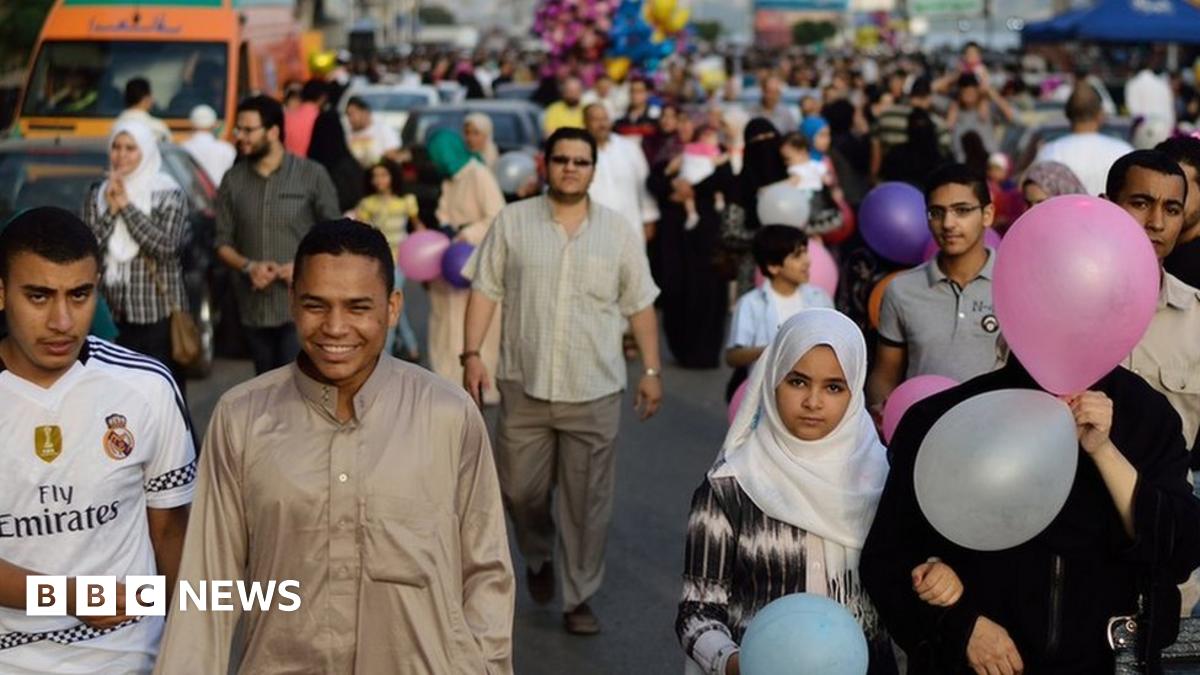 Only one in four Middle East men backs equality, study suggests - BBC News