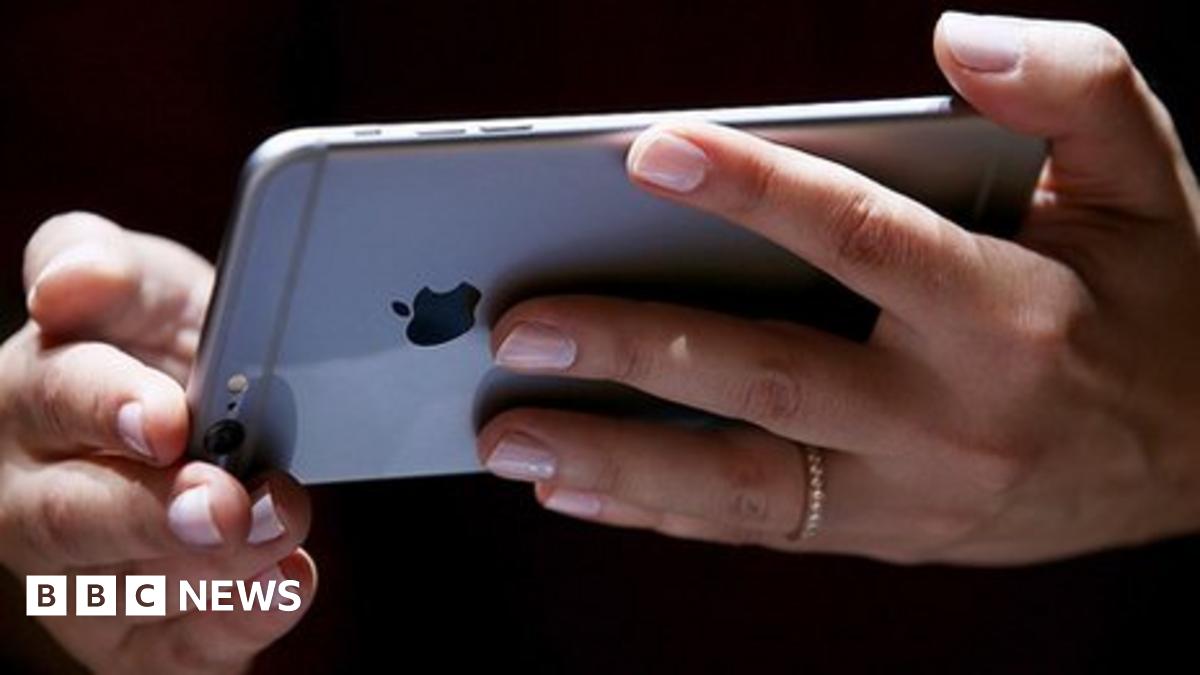 iPhone users fooled by fake ransomware - BBC News