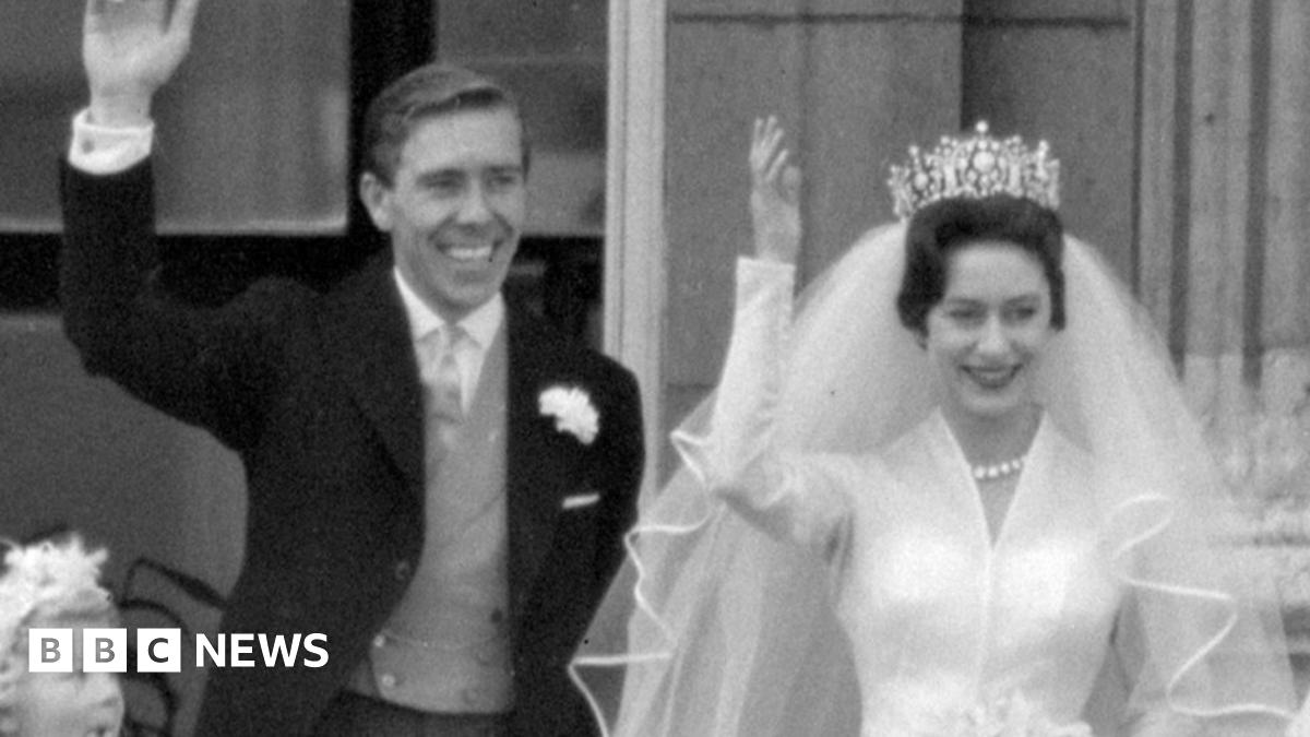 Lord Snowdon dies aged 86