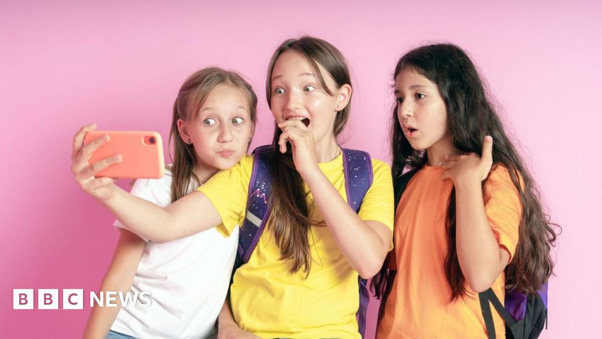 TikTok removes more than seven million suspected under-age accounts - BBC News