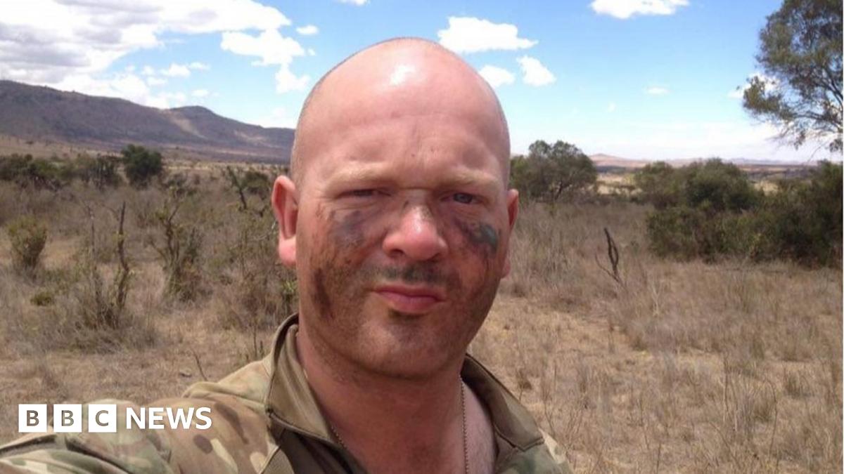 Coronavirus: Soldier uses war zone experience to get through