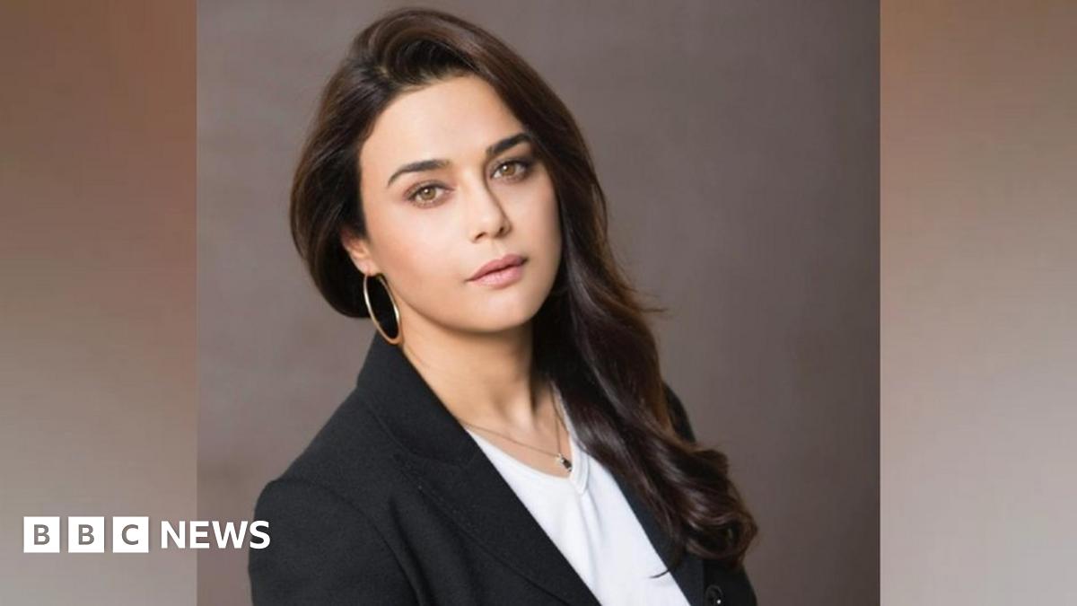 Bollywood actress Preity Zinta honoured by Birmingham City University - BBC  News