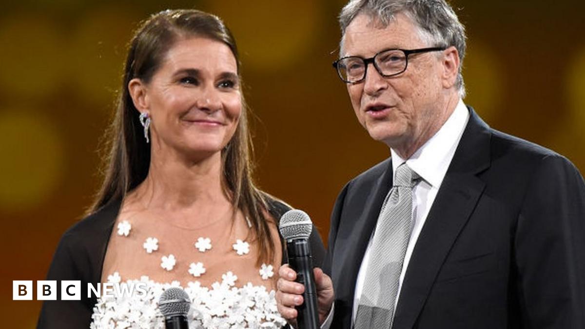 Bill and Melinda Gates divorce after 27 years of marriage - BBC News