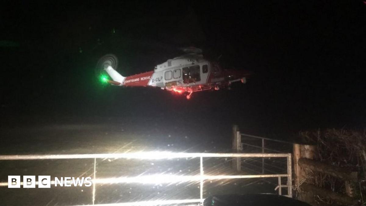 Missing Brecon Beacons hill walkers found after search