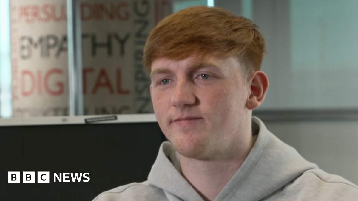Angry Ginge says under-14s shouldn't have Tiktok