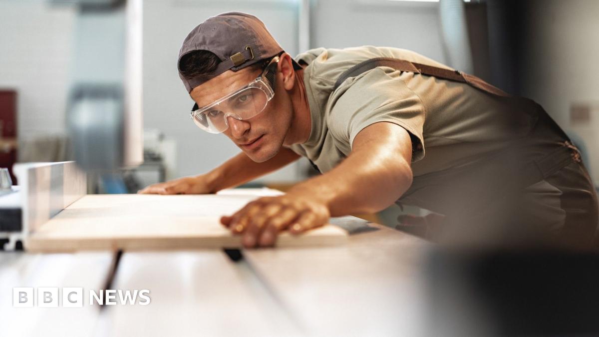 bbc.co.uk - Christine Ro - Not so dusty: How tech is changing woodworking