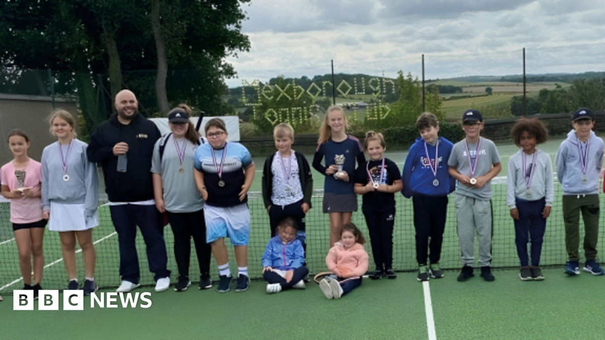 bbc.co.uk - Mick Lunney - New tennis courts at miners' welfare in Mexborough