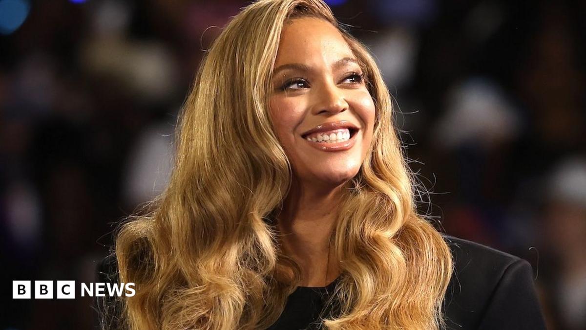 Quiz of the week: How did Beyoncé make music history? - BBC News