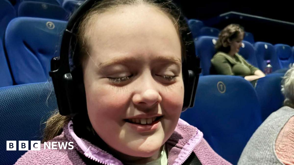 Enniskillen: Blind girl travels 140 miles for accessible cinema screening