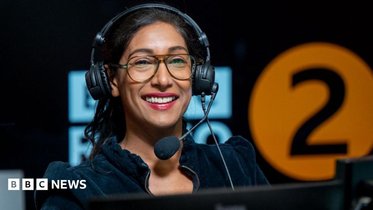 Tina Daheley: Newsreader to leave Radio 2 breakfast show