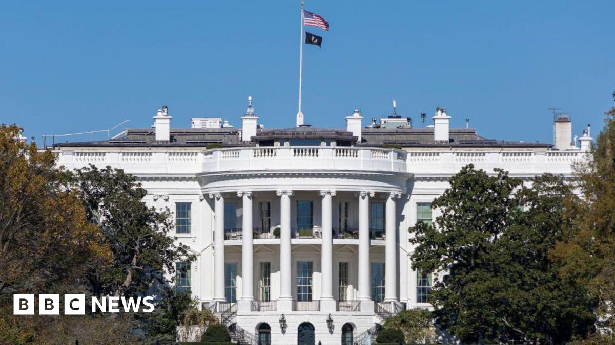 bbc.co.uk - Osmond Chia - White House staff warned not to place bets on prediction markets