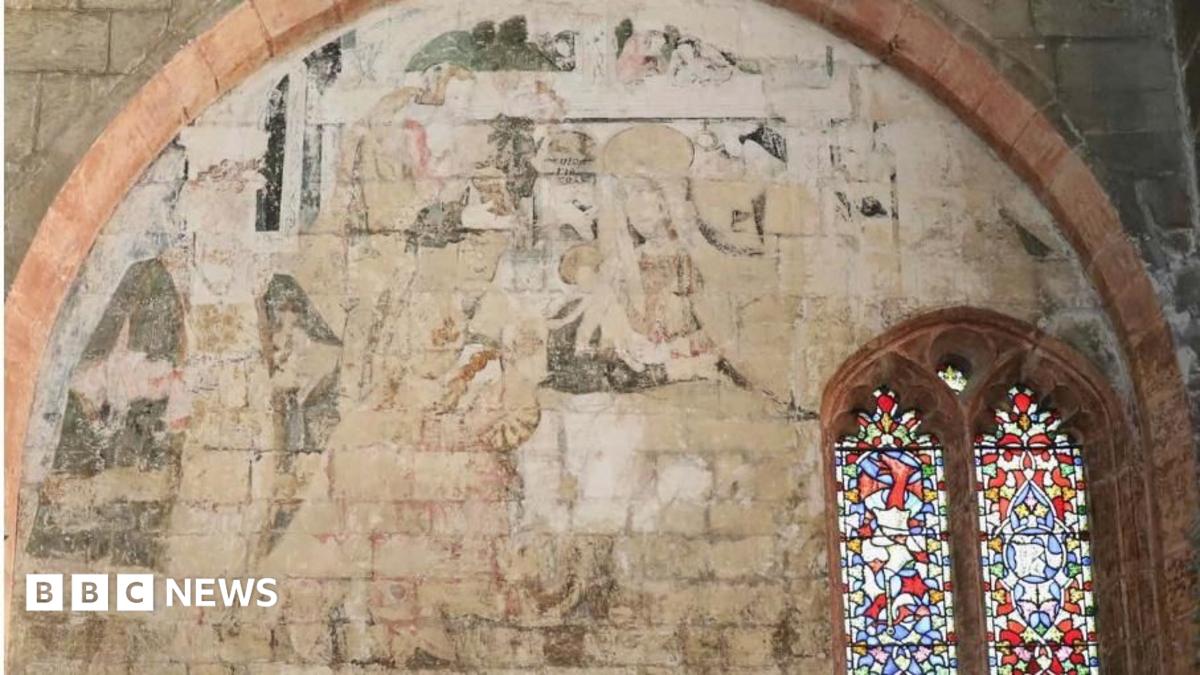 Gloucester church gets £1m lottery grant for wall art restoration