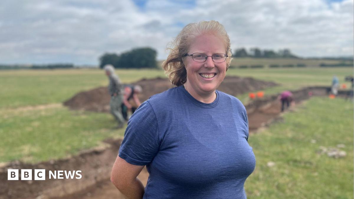 bbc.co.uk - David Knox - Sprouston dig hunts Scotland's 6,000-year-old farming origins
