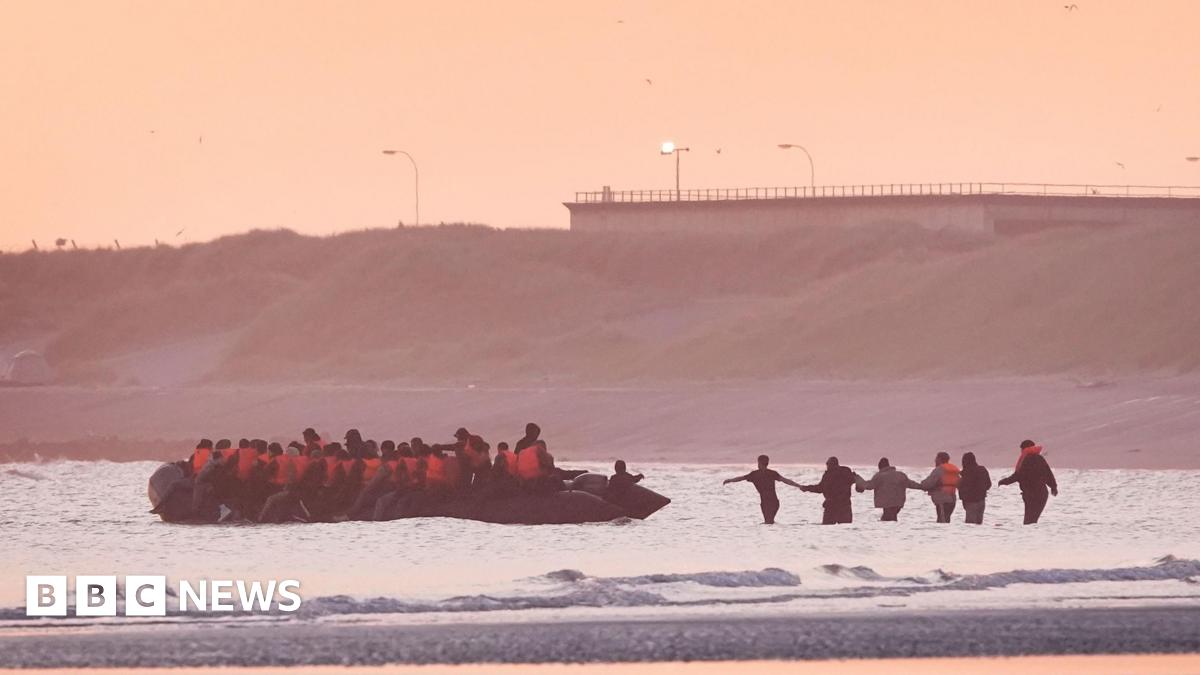 Reform council seeks to declare migration emergency - BBC