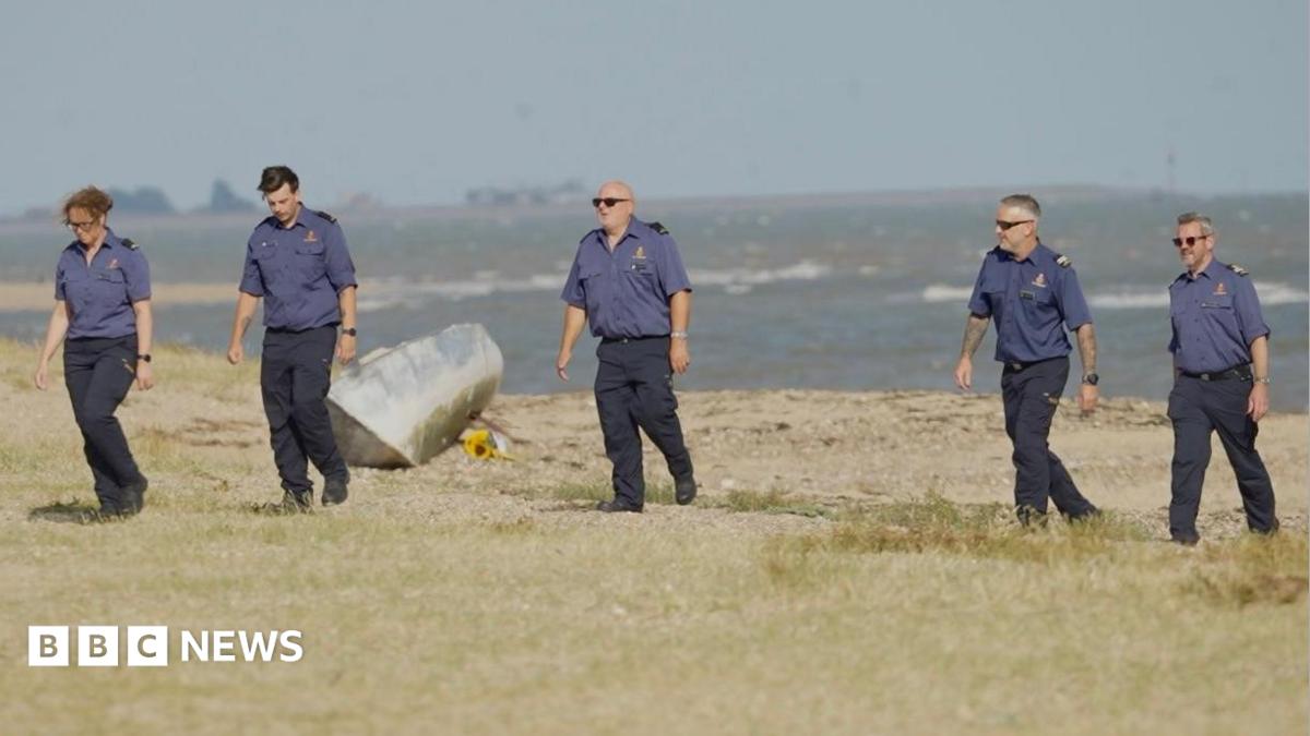 Hero swimmer helped two children during beach tragedy