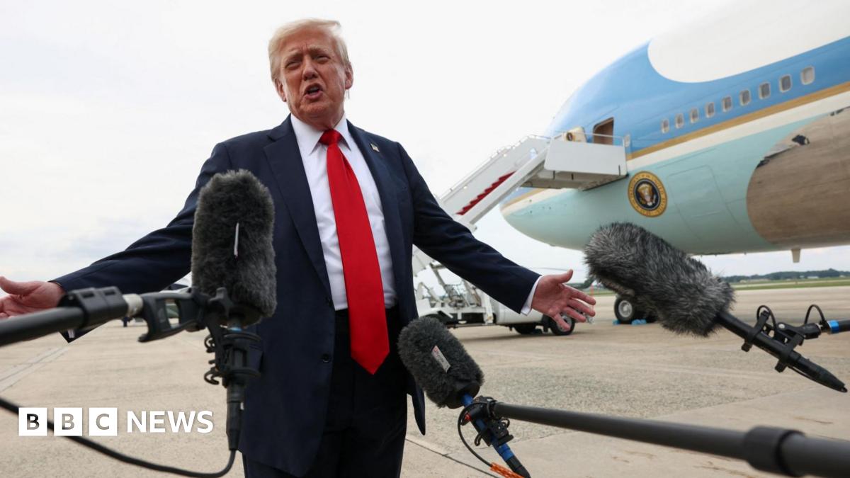 Trump says US will send 'sophisticated' equipment to Ukraine as he criticises Putin - follow live thumbnail
