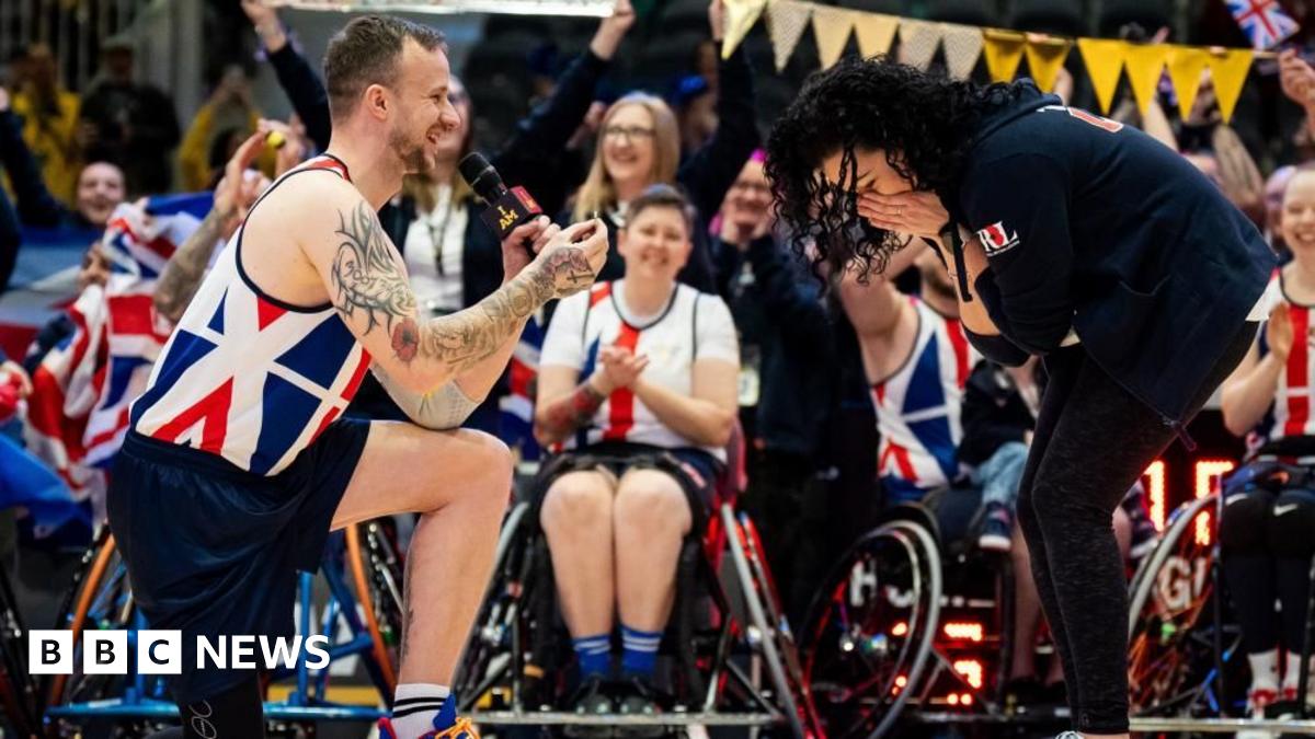 Holmfirth Army veteran proposes at Invictus Games in Canada