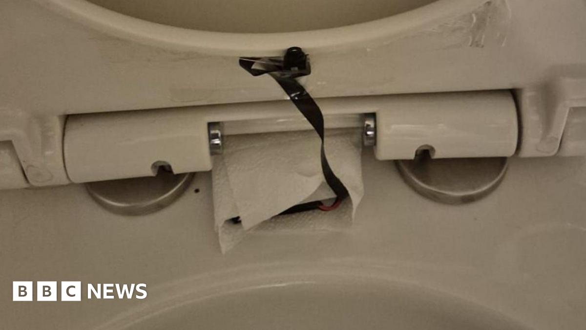 
                            Woman felt 'violated' by webcam in Giggling Squid restaurant toilets