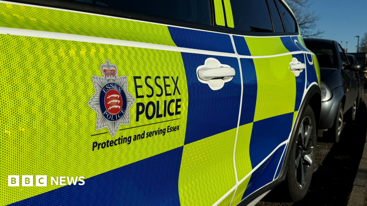 UK Police Open Murder Inquiry After Boy Struck by Vehicle