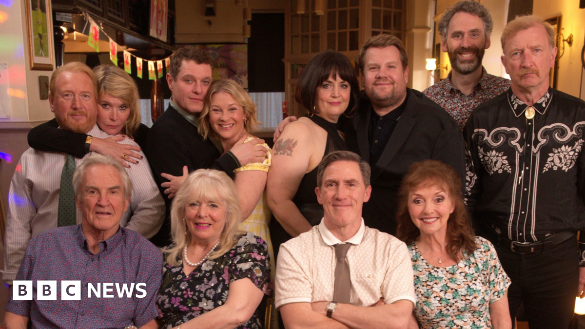 ‘Why Gavin & Stacey stars got in touch with me at Christmas’