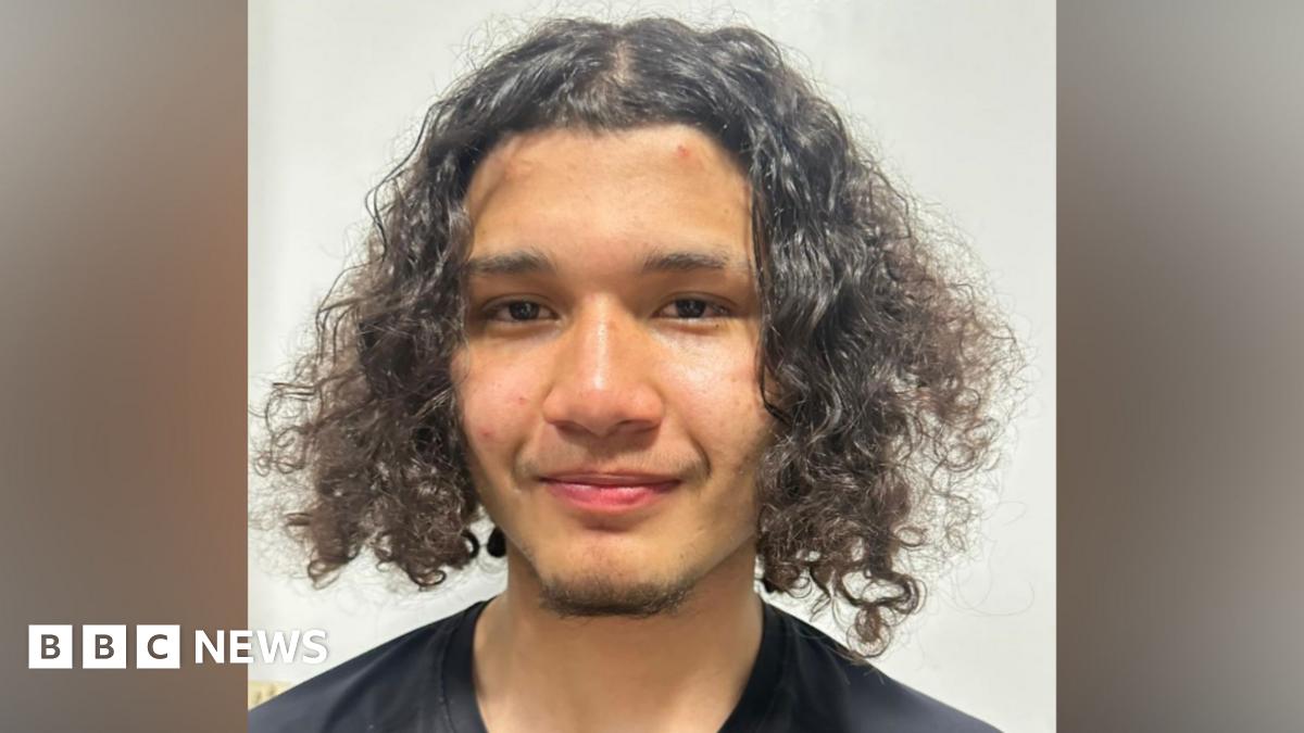 17-year-old denies murder of Brayan Saldarriaga in Hackney stabbing