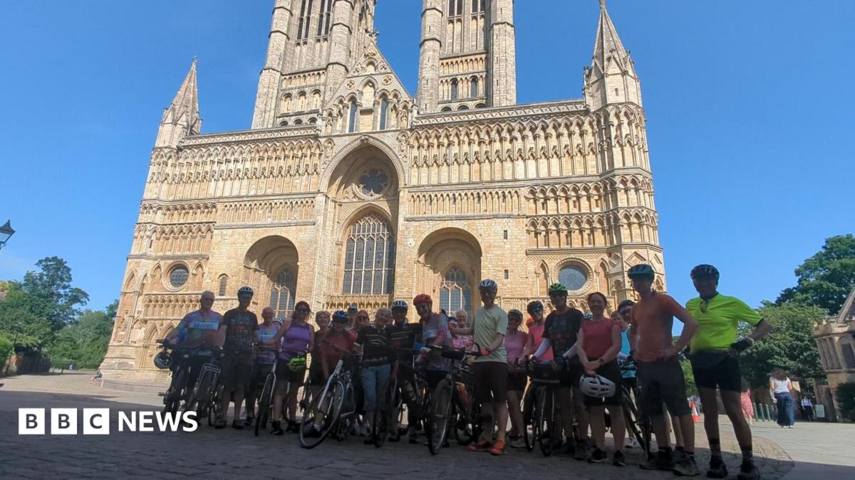 Cyclists brave the heat for charity ride from Lincoln to York