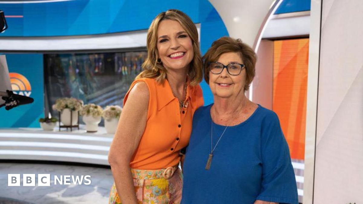 ‘Really feeling the love’ – Savannah Guthrie returns to NBC as search for mother goes on