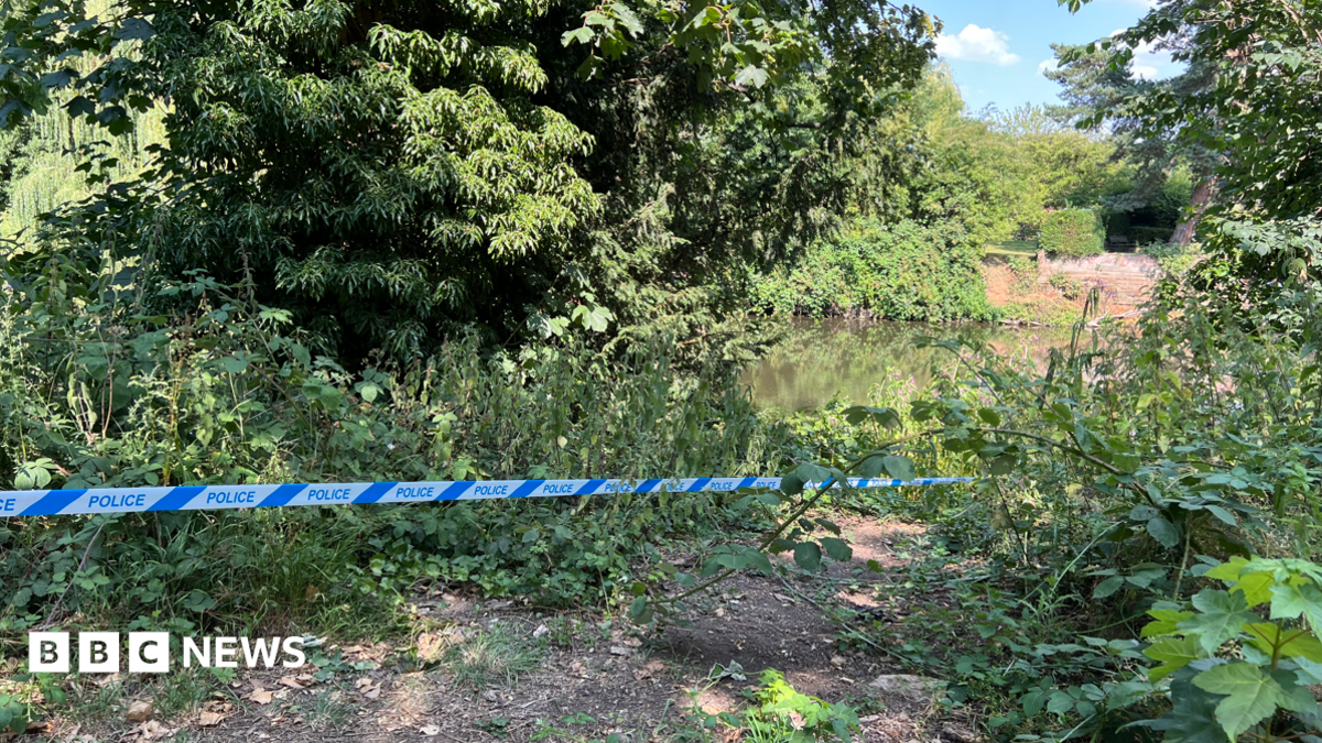 Body of teenager found during police river search in Derby
