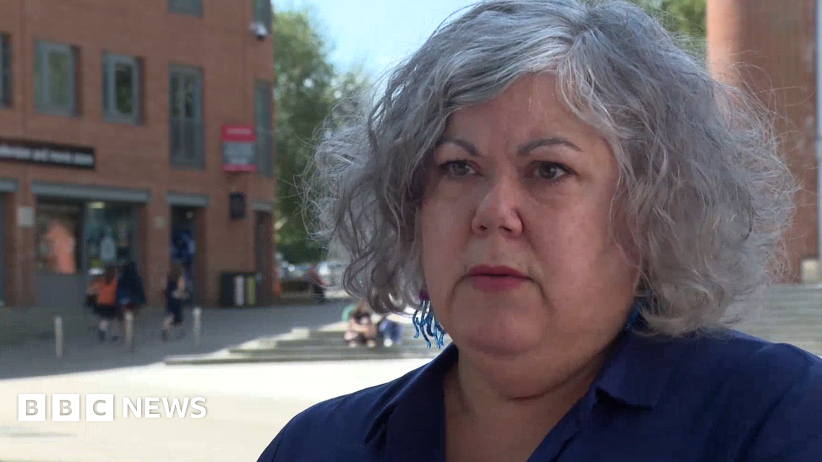 Councillor 'fuming' over Norwich cycle safety plan change