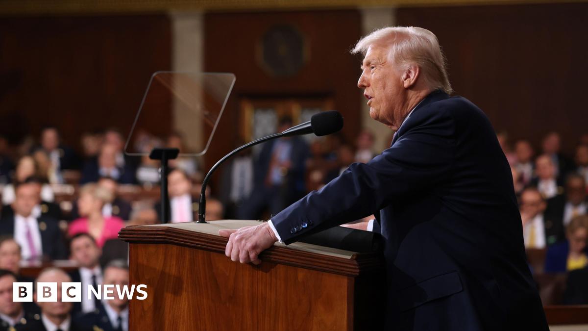 Donald Trump addressing a joint session of Congress at a microphone