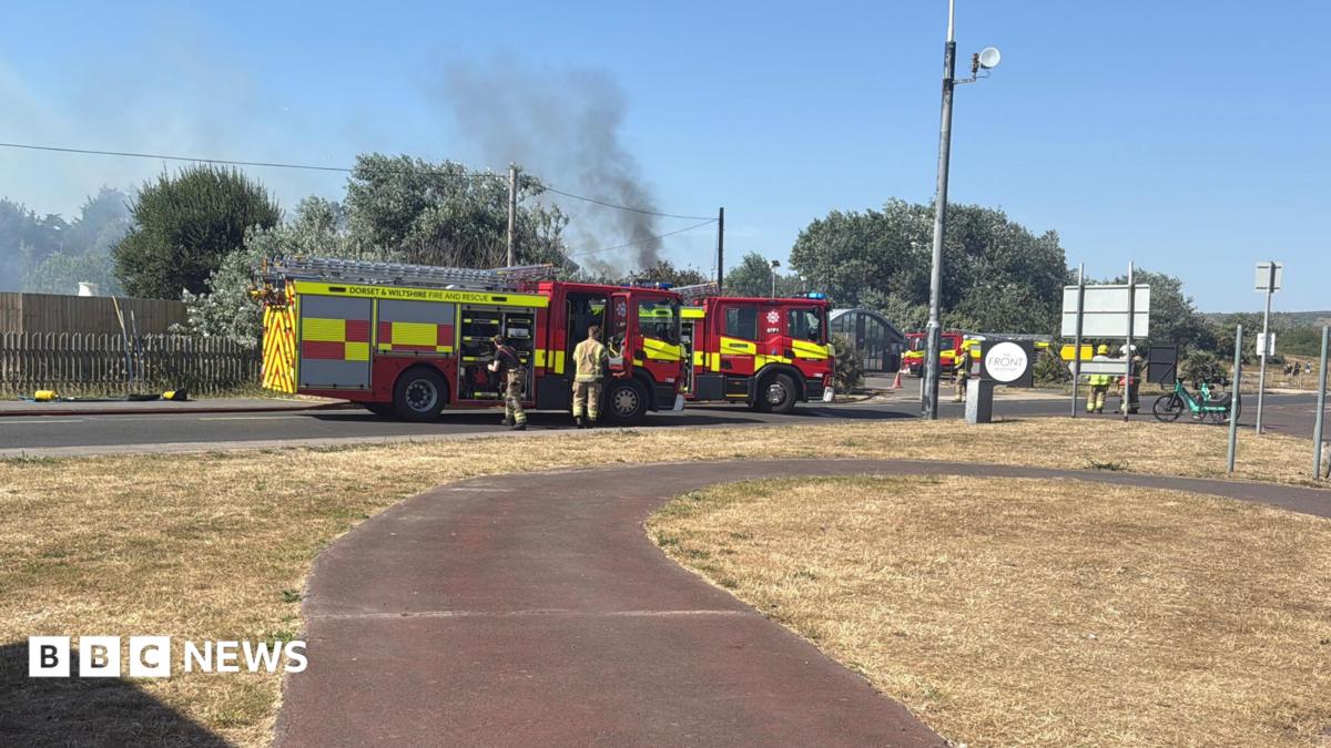 Fire breaks out at seafront electricity substation in Weymouth   www.bbc.co.uk