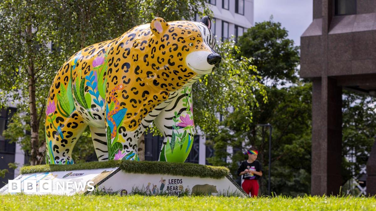 bbc.co.uk - Paul Johnson - We're Going on a Bear Hunt sculpture trail coming to Scunthorpe