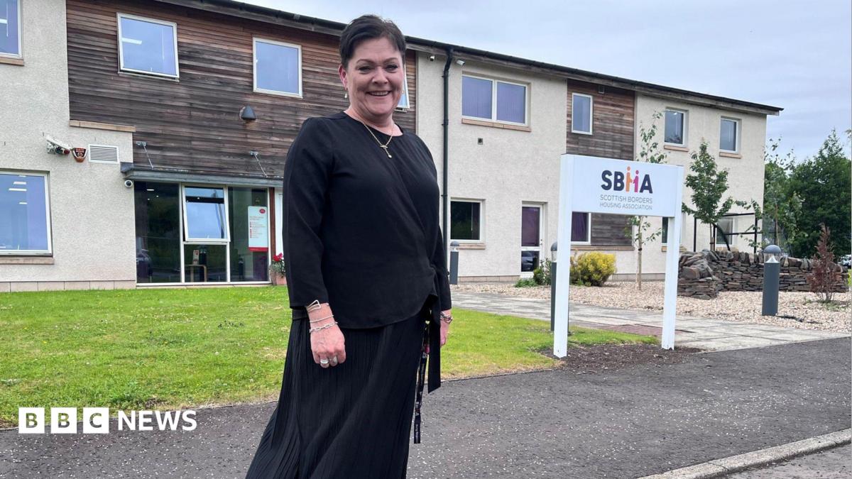bbc.co.uk - David Knox - YTS trainee becomes boss of the Borders' largest housing provider