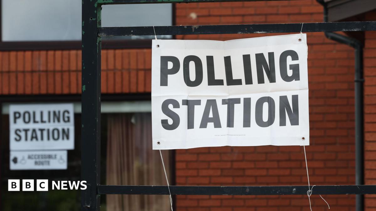 Polling stations open for mayoral election