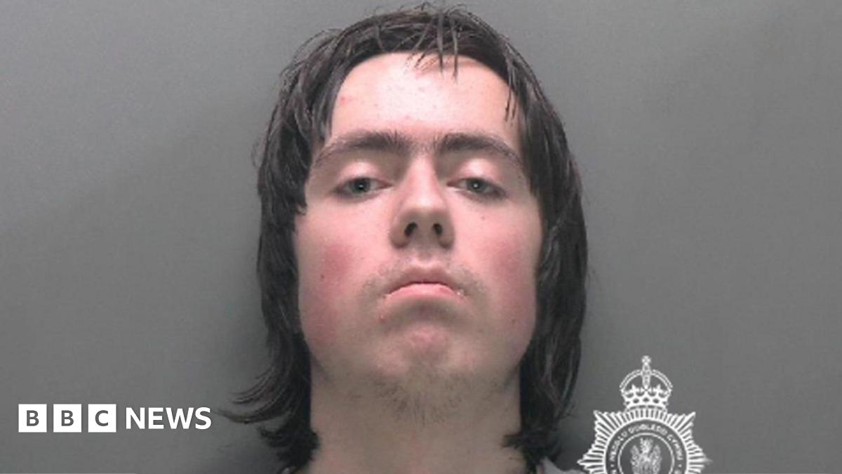 Prestatyn teenager jailed for life for murder of mother