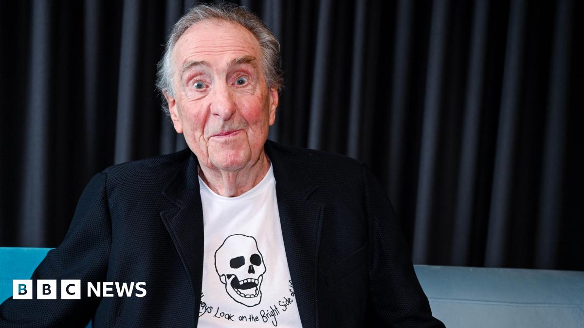 Monty Python legend Eric Idle brings new show home to Midlands