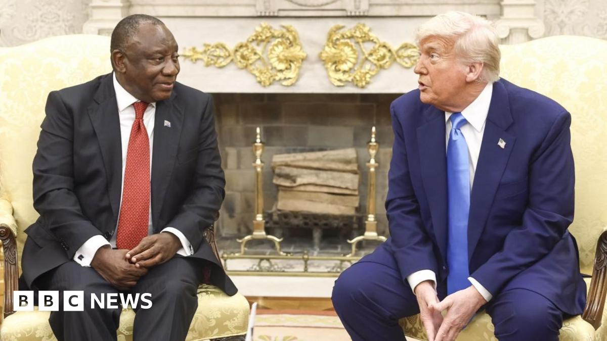 Trump says white farmers 'fleeing South Africa' during Ramaphosa meeting and plays footage