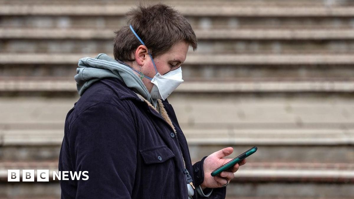 bbc.co.uk - Michelle Roberts - What are the symptoms of meningitis and how is it spread?