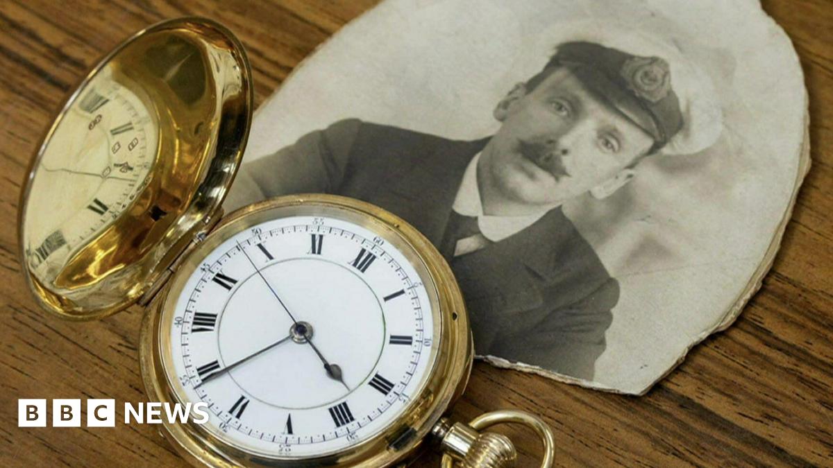 Titanic hero’s pocket gold watch sold for £46k in Penshurst
