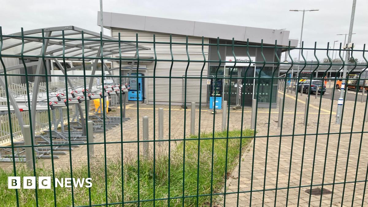 bbc.co.uk - Amy Holmes - Winslow residents form action group as wait for station drags on