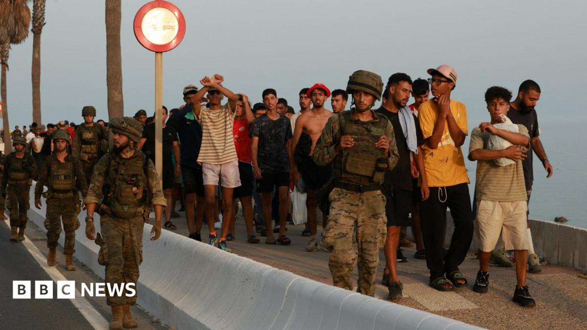 How Spain's migrant crisis created a political storm - whipped up by social media