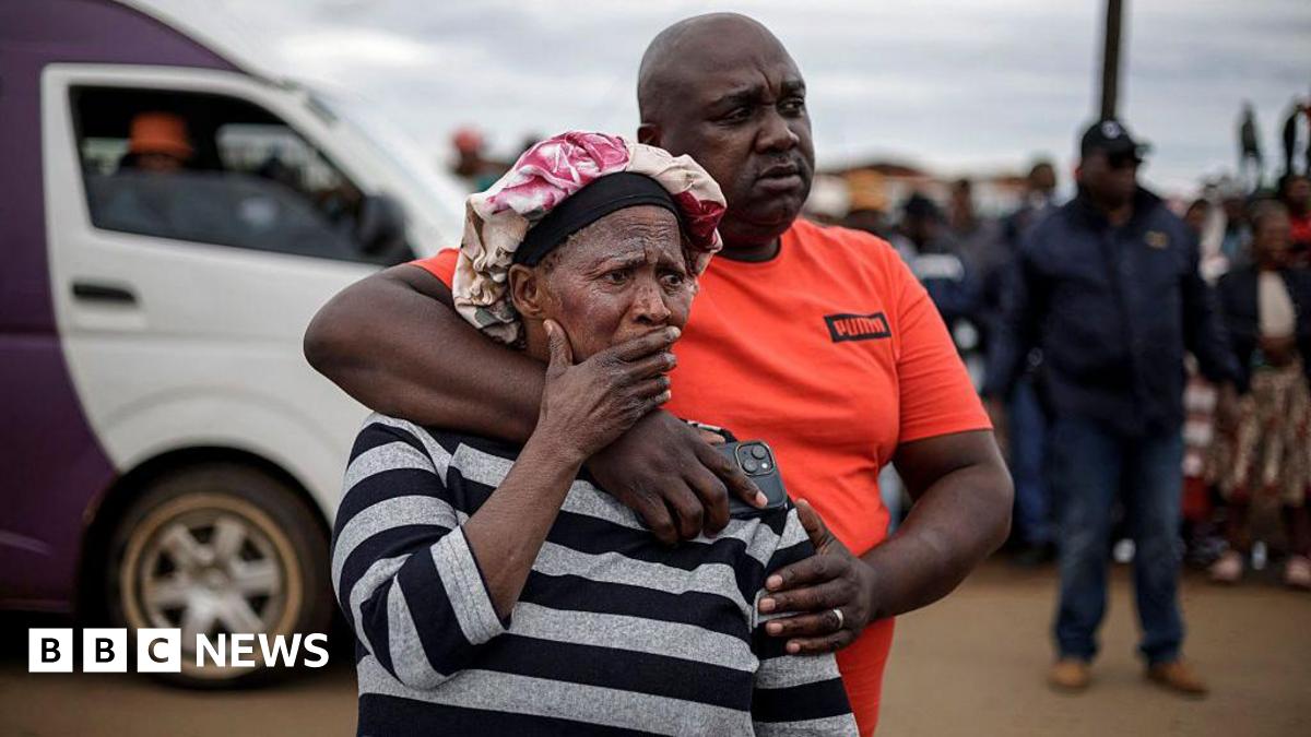 Bekkersdal shooting: Gunmen kill nine in South Africa tavern attack
