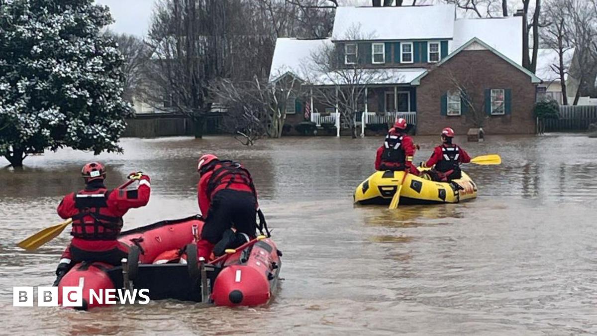 At least 9 dead in US floods and heavy rain